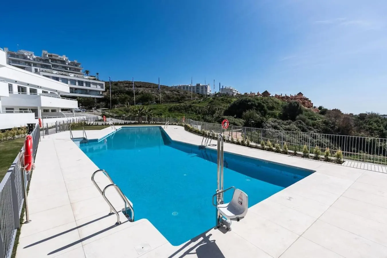 Appartement 3Br With Great Panoramic Views At Oceana Gardens à Estepona