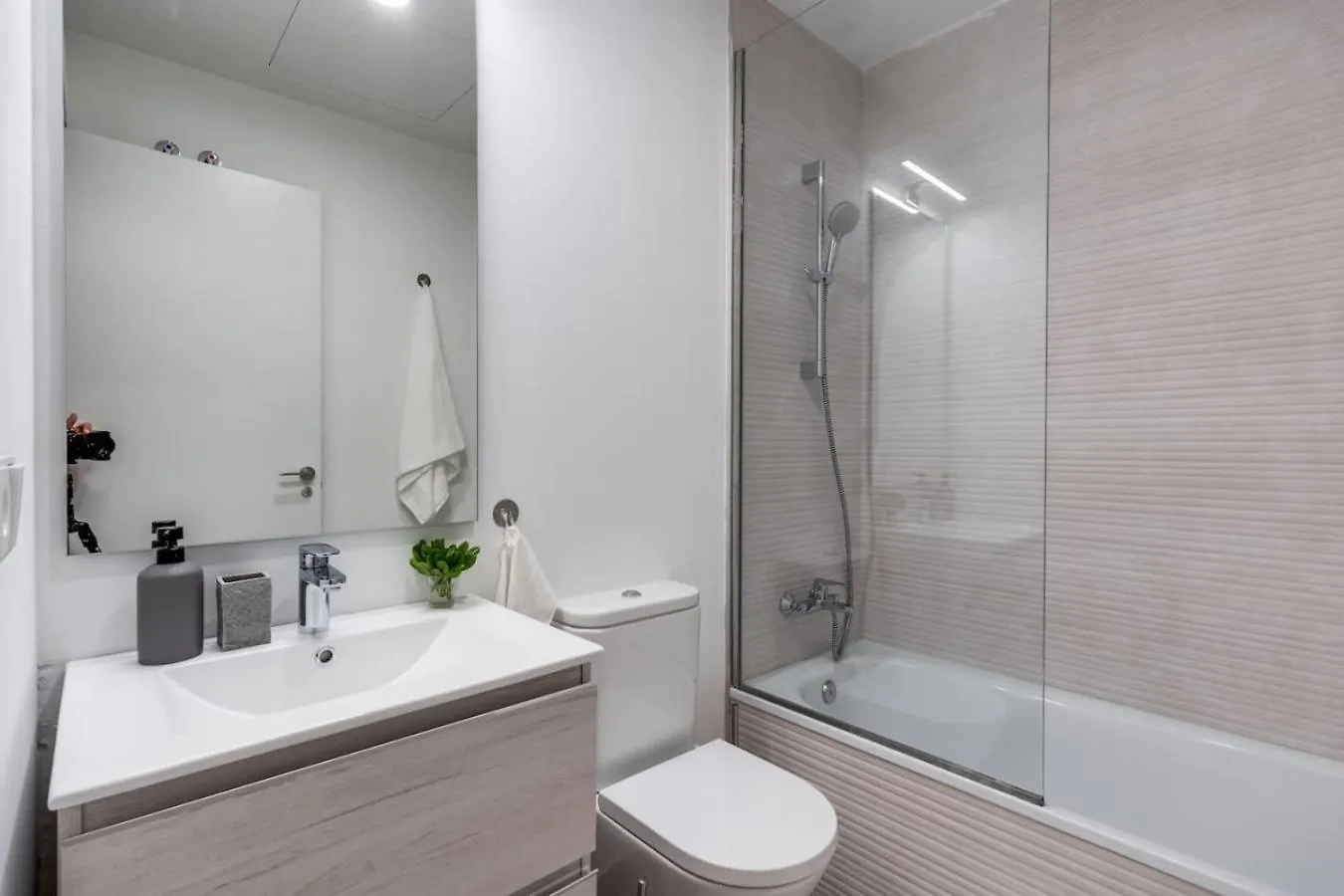 Appartement 3Br With Great Panoramic Views At Oceana Gardens à Estepona 0*,